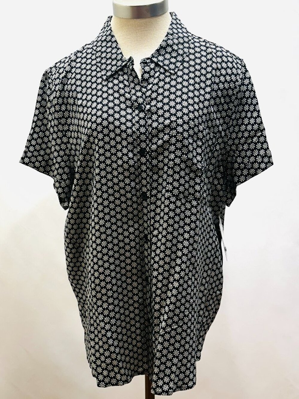 NWT CROFT&BARROW Women Short Sleeve Button Down Collared Floral Shirt Size XXL